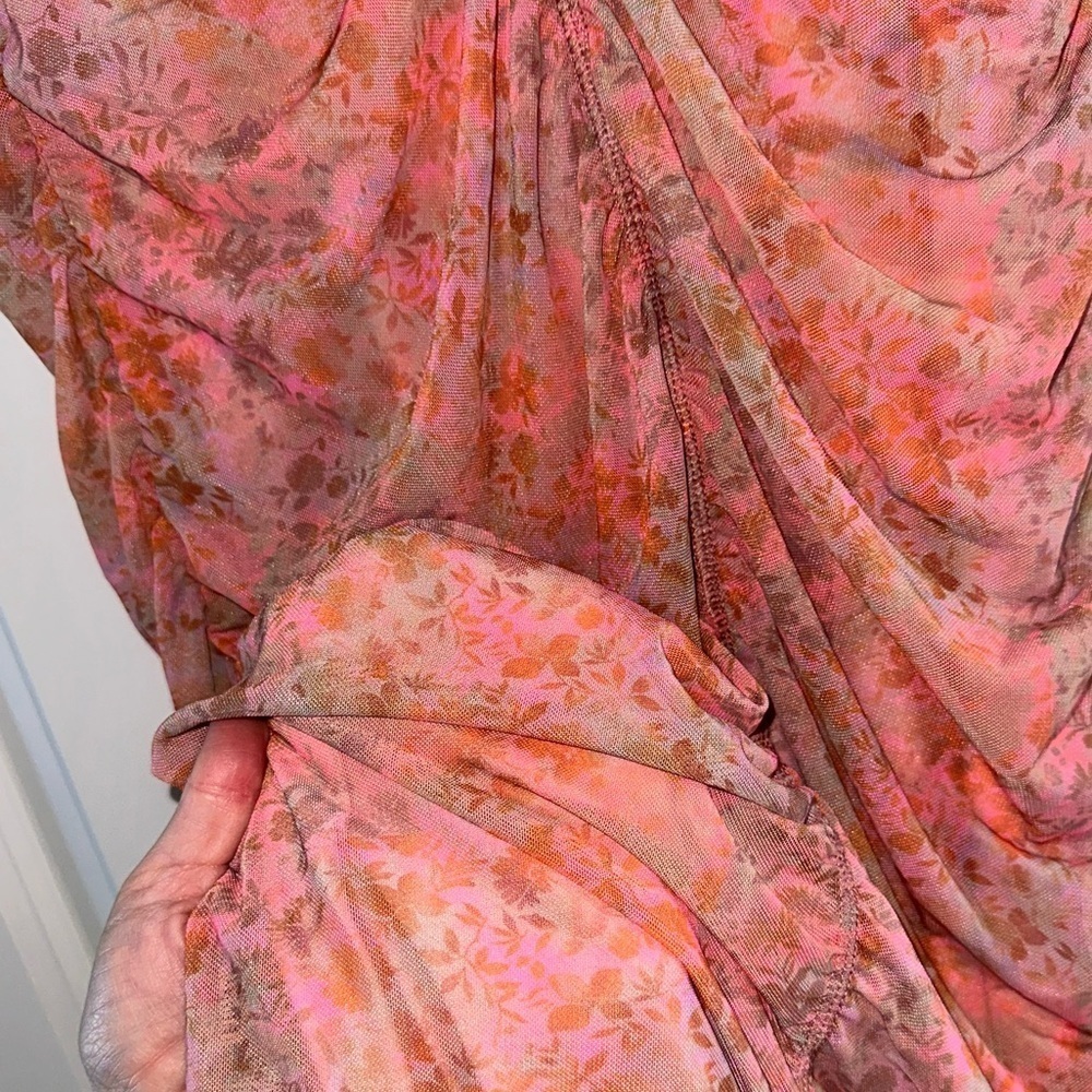 Topshop Floral Midi Dress - Picture 6 of 7